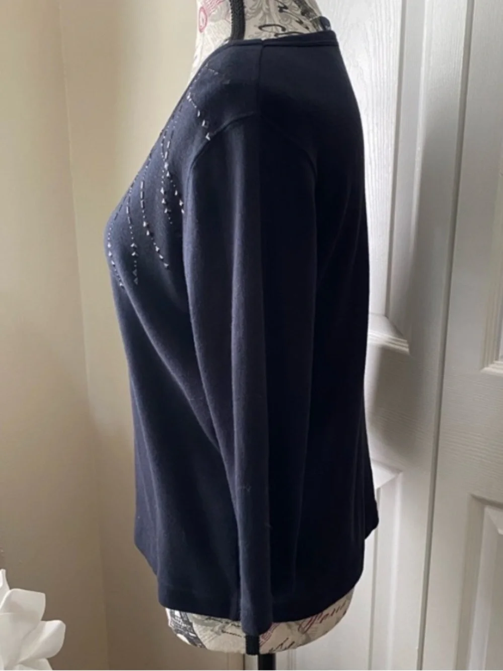 Las Olas Beaded V-Neck Top Size S Navy 3/4 Sleeve Embellished Blouse